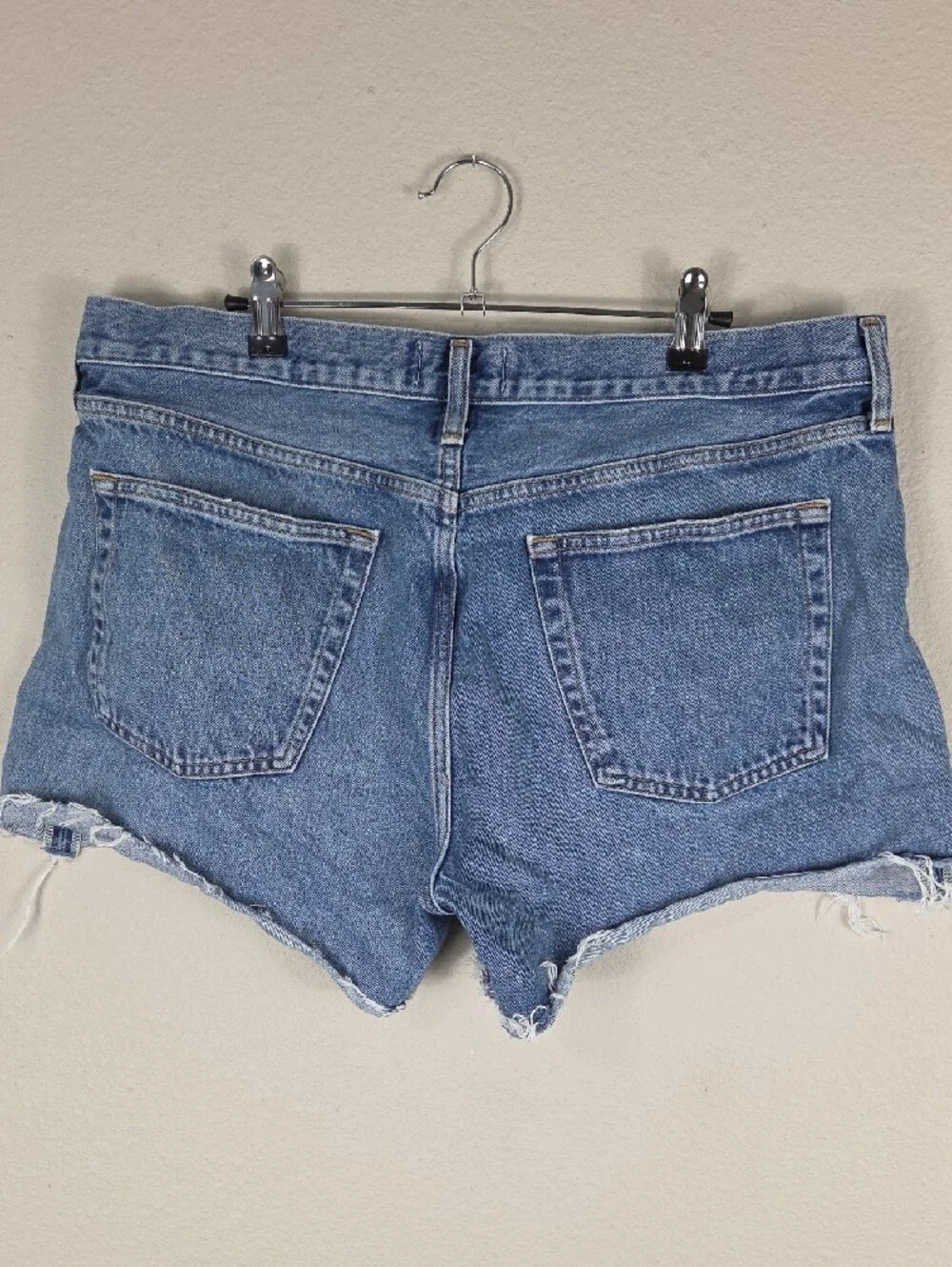 Agolde Parker long shorts Skywave Blue Denim Cutoff Shorts Size 32 Raw Hem
